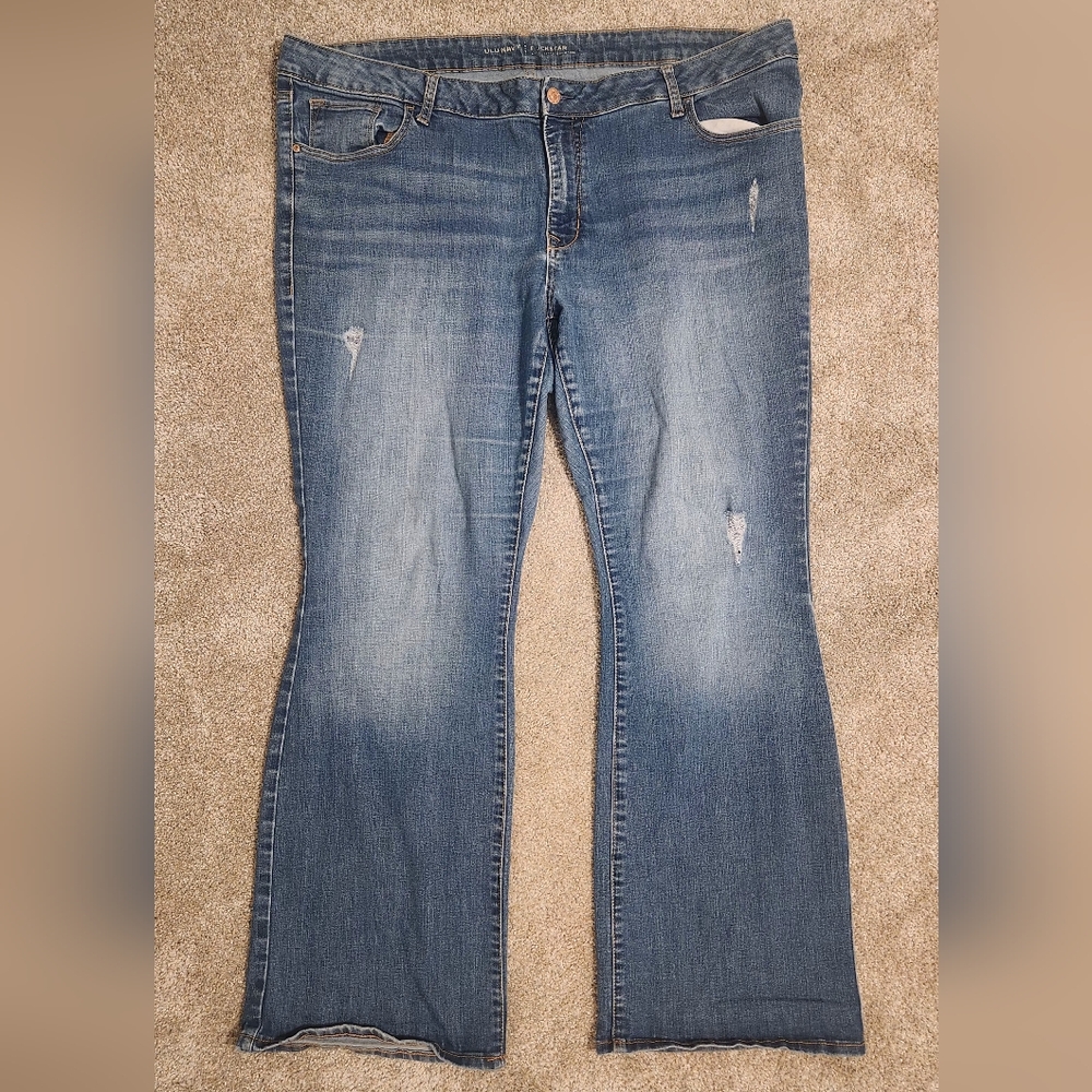Old Navy Women's Flare Jeans in Blue
